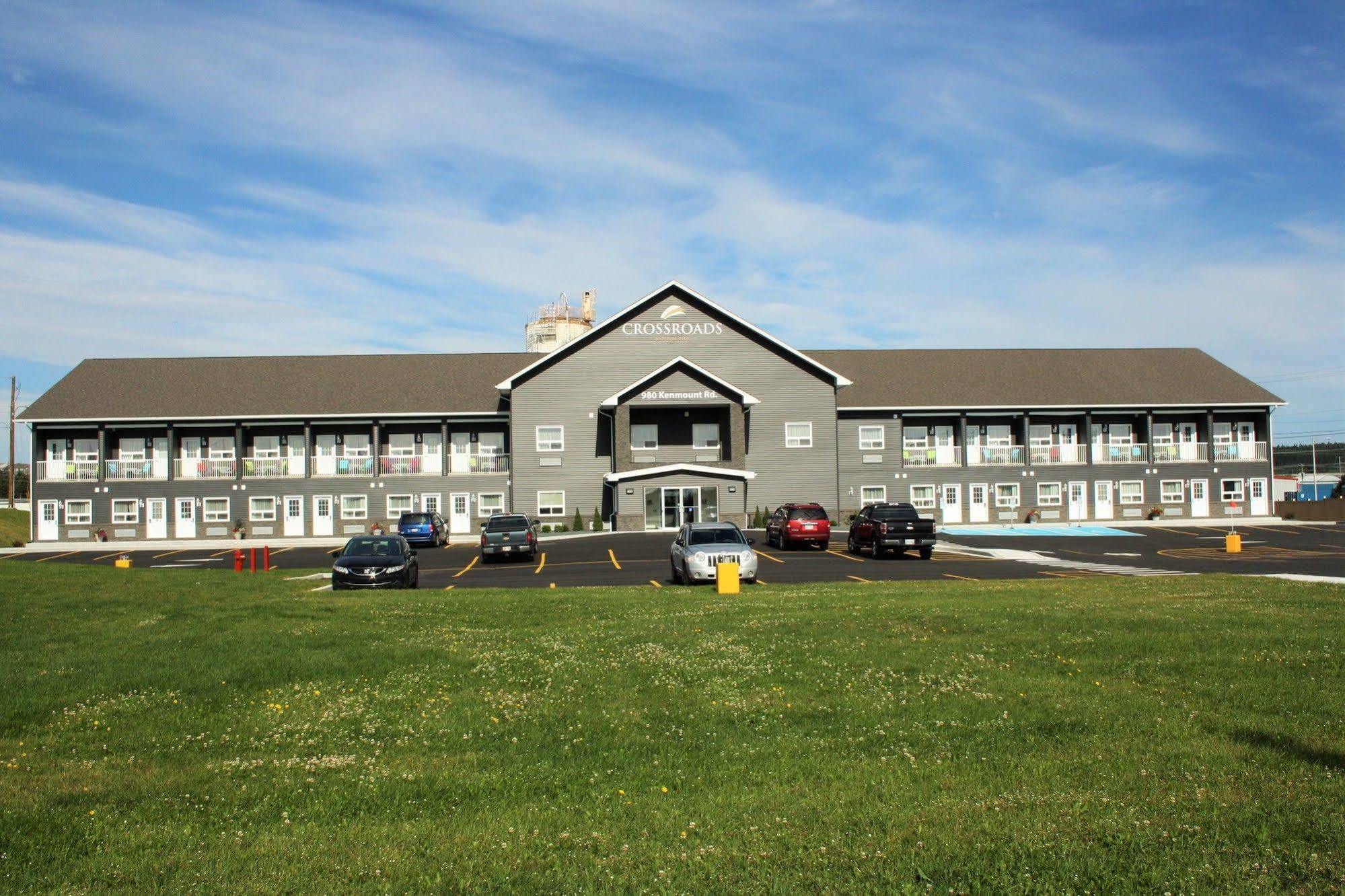 Crossroads Inn & Suites Paradise Exterior foto